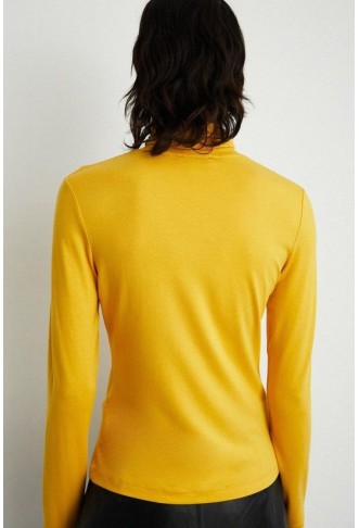 Roll Neck Long Sleeve Top