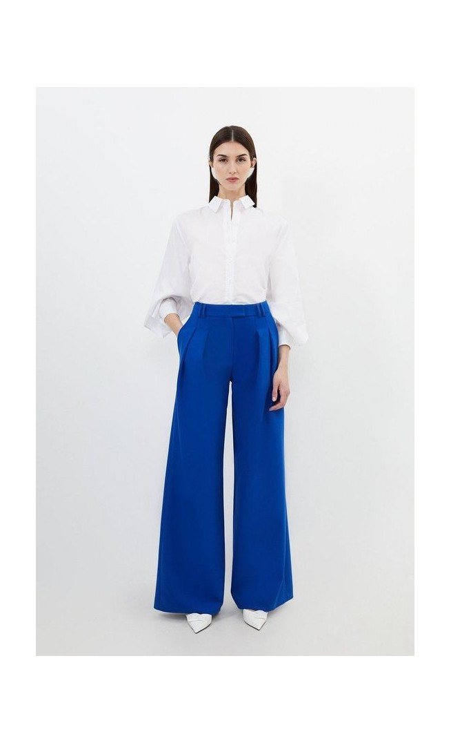 Petite Clean Tailored Pleated Wide Leg Trousers