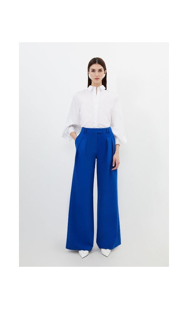 Petite Clean Tailored Pleated Wide Leg Trousers