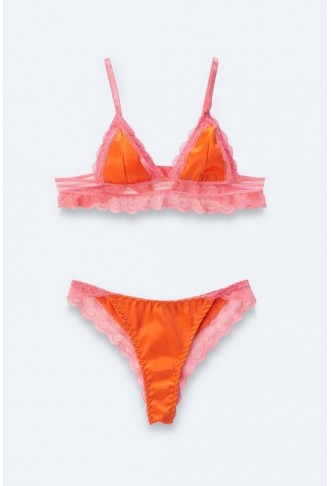 Satin Contrast Lace Scallop Triangle Lingerie Set