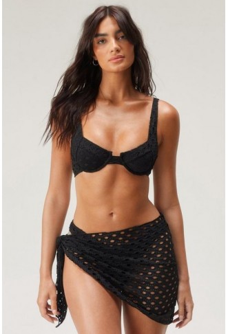 Eyelet Textured Underwire...