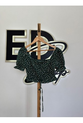 CROP-TOP SHEIN