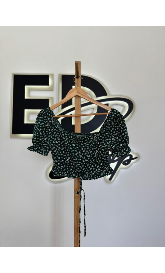 CROP-TOP SHEIN
