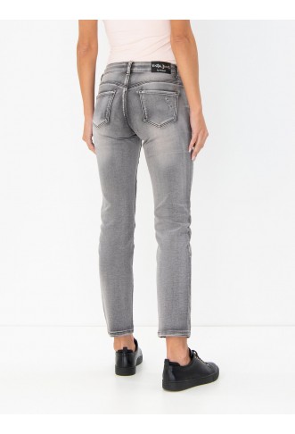 Women's jeans
