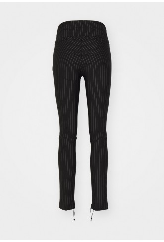 Trousers - black
