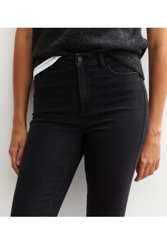 Tall Washed Black Mid Rise Amie