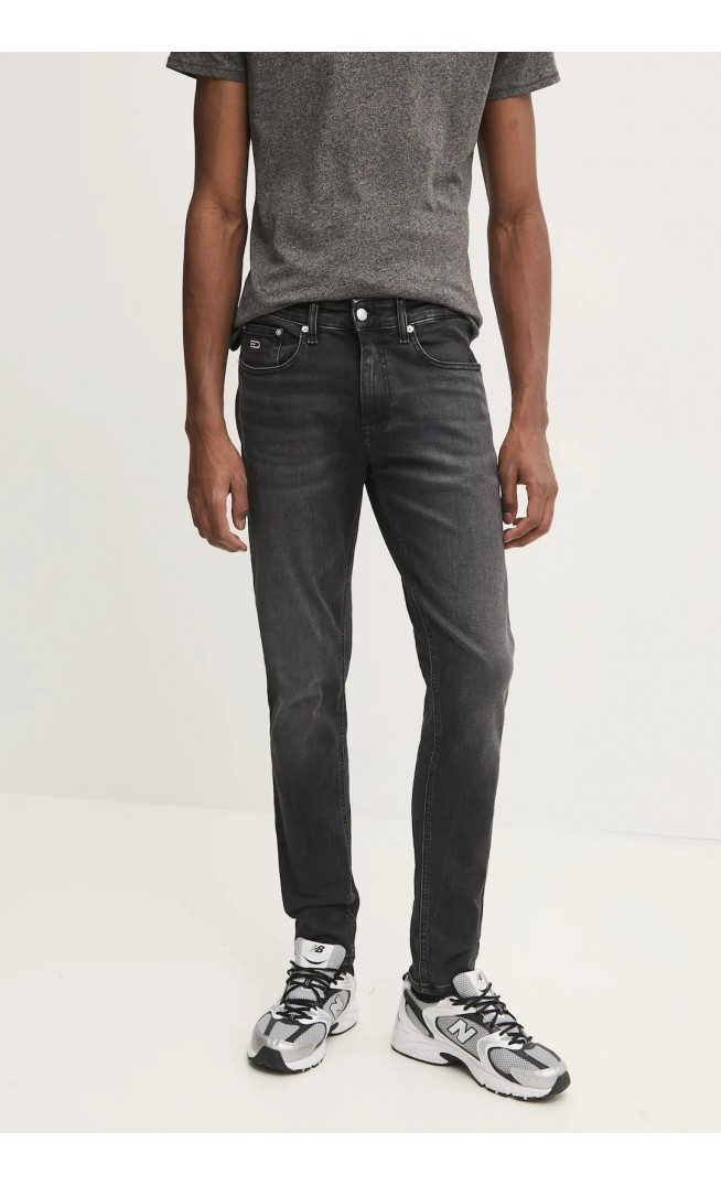 men's color black DM0DM18145