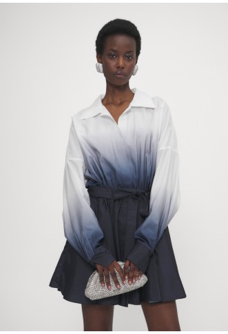 SUPER OVERSIZED FLARED DRESS - Shirt dress - true navy ombre