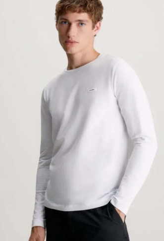 T-shirt White