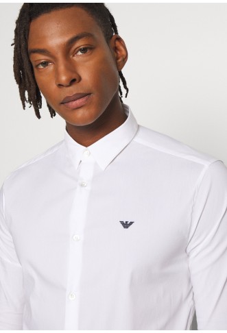 EXCLUSIVE CONTRAST LOGO - Shirt - whiite