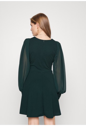 KAT SLEEVE DRESS - Jersey dress - forest green