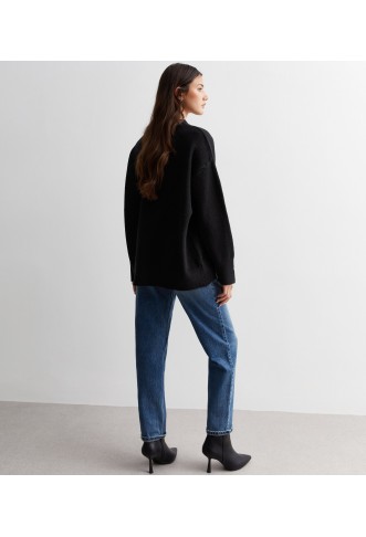 Black Knit Crew Neck