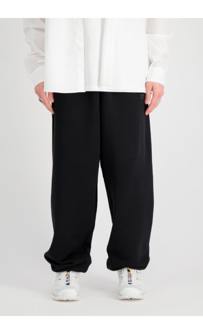 Alpha Essentials Rubber Logo Jogger