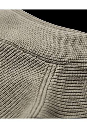 CMCOLIN - RIBBED PULLOVER IN BEIGE