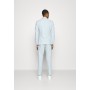 Isaac Dewhirst THE WEDDING SUIT SET- light mint