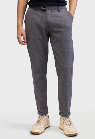 Redefined Rebel ERCAN -...