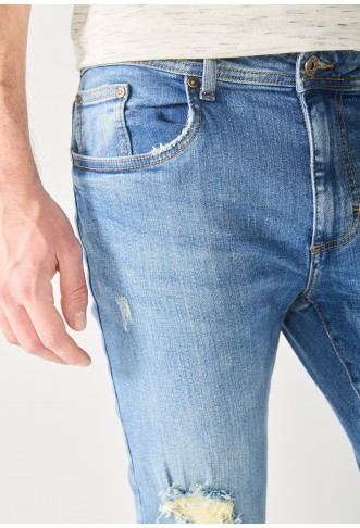 Pier One Slim fit jeans - destroyed denim