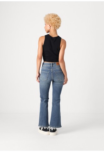 ONLY - Flared jeans - medium blue denim