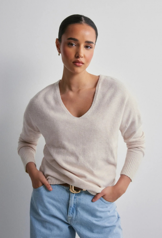 ONLY  V-NECK PULLOVER