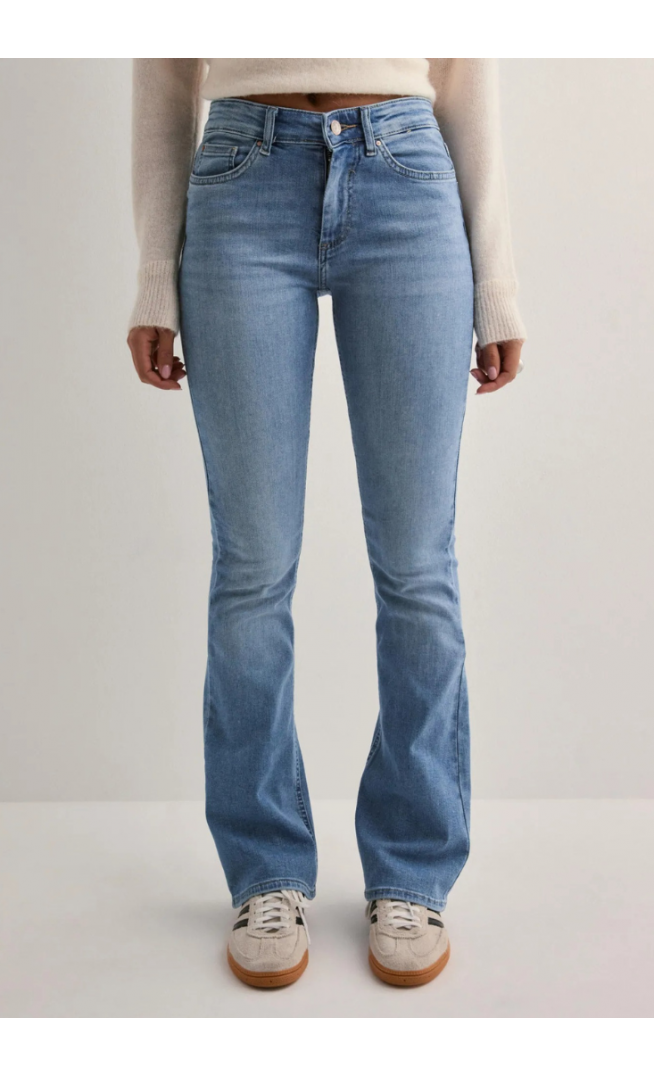 ONLBLUSH MID FLARED Jeans