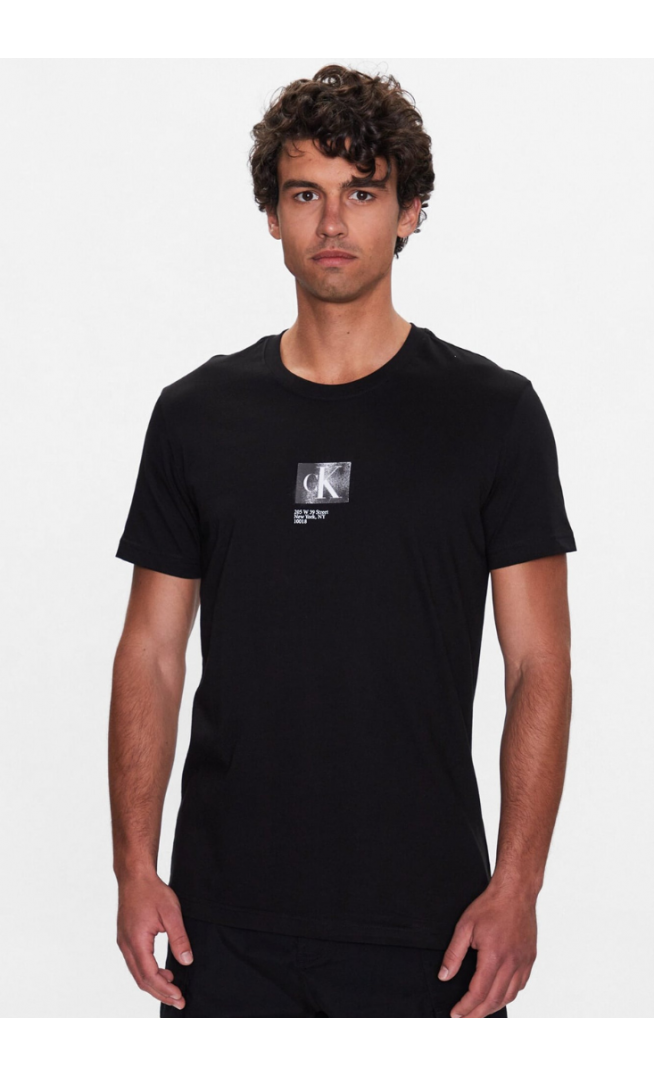 LANDSCAPE BOX BACK GRAPHIC T-Shirt