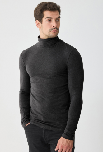 Pier One LONG SLEEVED ROLL...