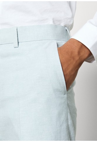 Isaac Dewhirst THE WEDDING SUIT SET