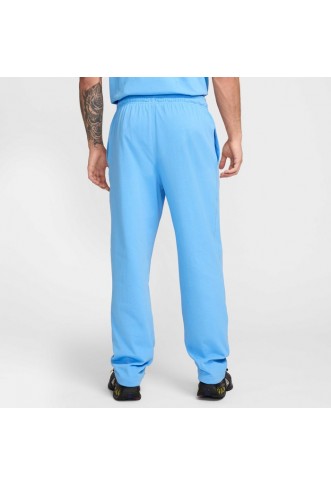 Nike Sportswear Club