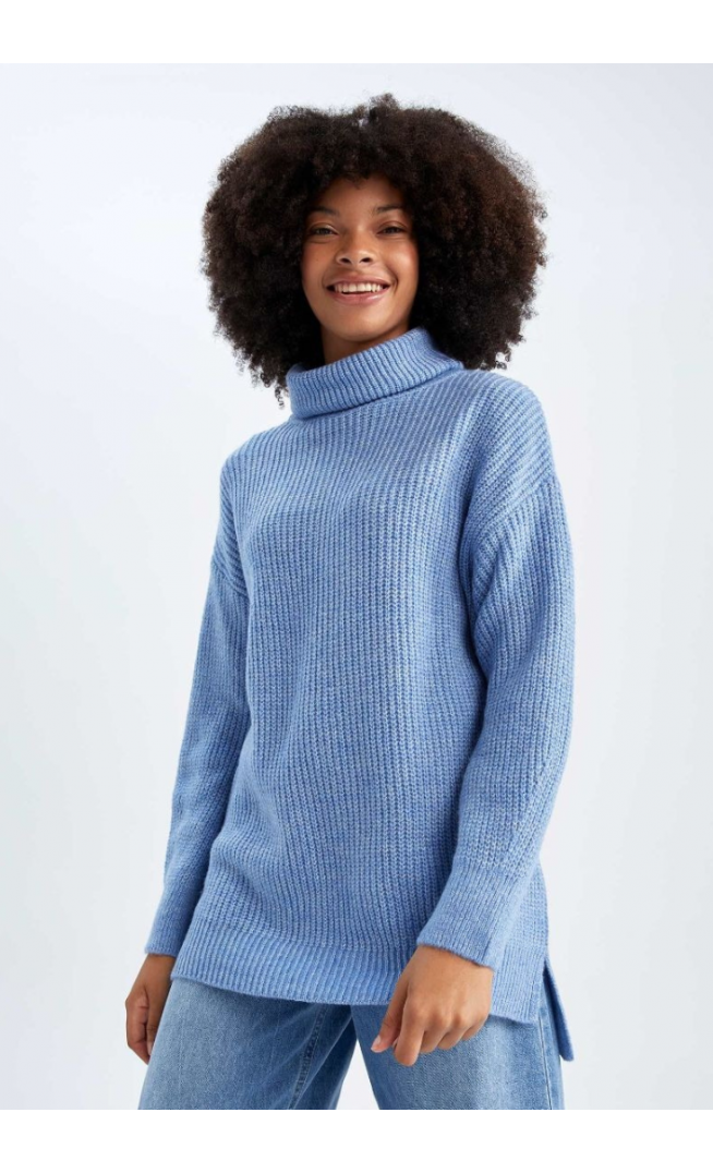 Oversize Fit Turtleneck Pullover