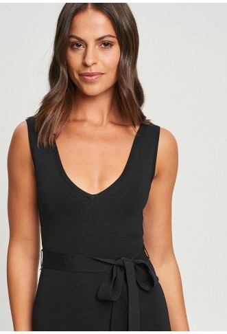 TUSSAH JILL - Shift dress - black