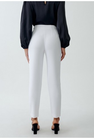 TUSSAH REESA - Trousers - white