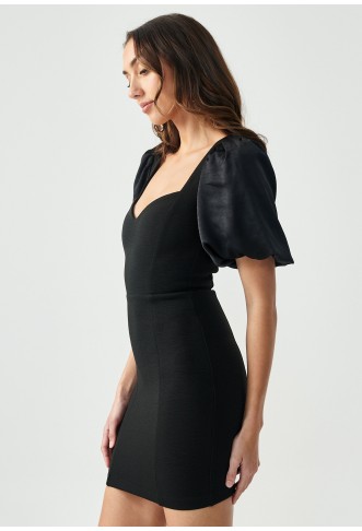 BWLDR AROMA - Shift Dress - Black