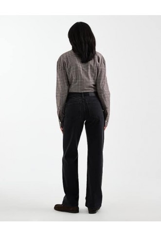 ASOS DESIGN Petite Straight Leg Jeans in Black