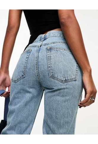 ASOS DESIGN mid rise straight jeans in vintage lightwash
