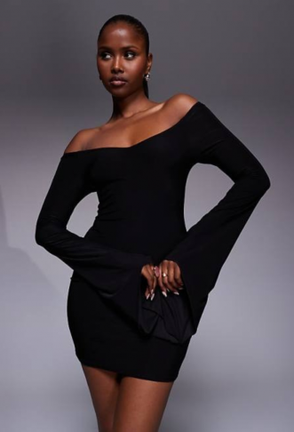 Kaiia exclusive slinky off...