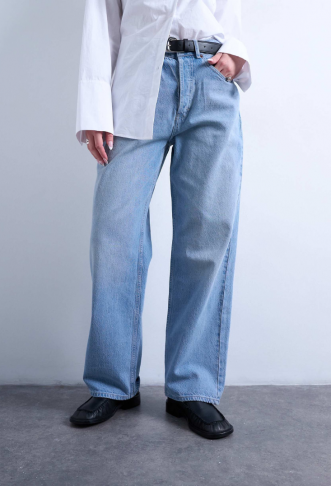 Topshp Mid rise loose fit...