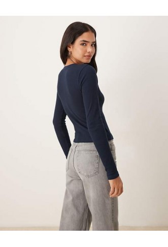 ASOS DESIGN shrunken waffle long sleeve henley tee