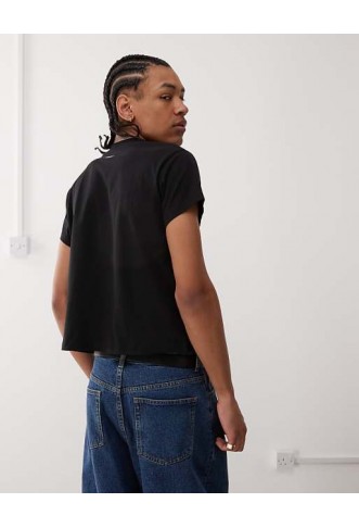 Reclaimed Vintage slim crop boxy t-shirt in black
