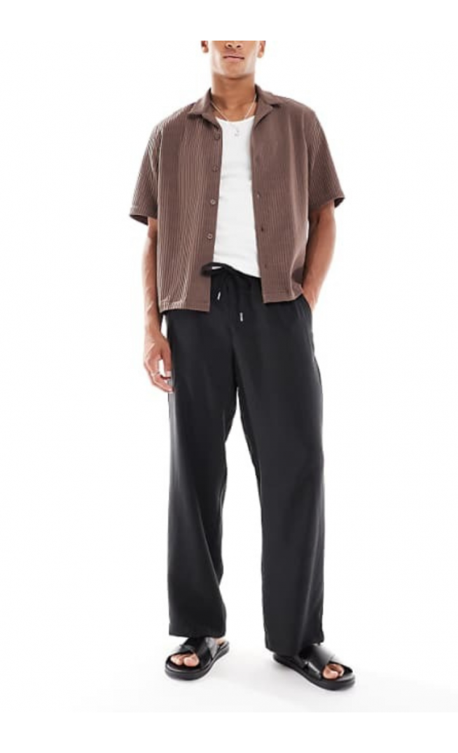 ASOS DESIGN wide leg trouser in black