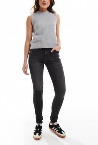 Levi's 710 super skinny...