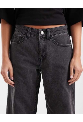 Vero Moda Petite Kirsa mid rise straight leg jeans