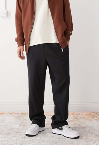 New Era straight leg...