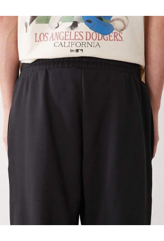 New Era straight leg joggers in black