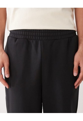 New Era straight leg joggers in black