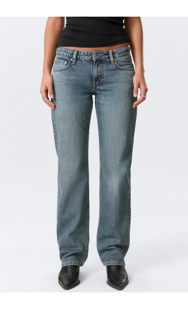 ARROW LOW RISE REGULAR STRAIGHT LEG JEANS