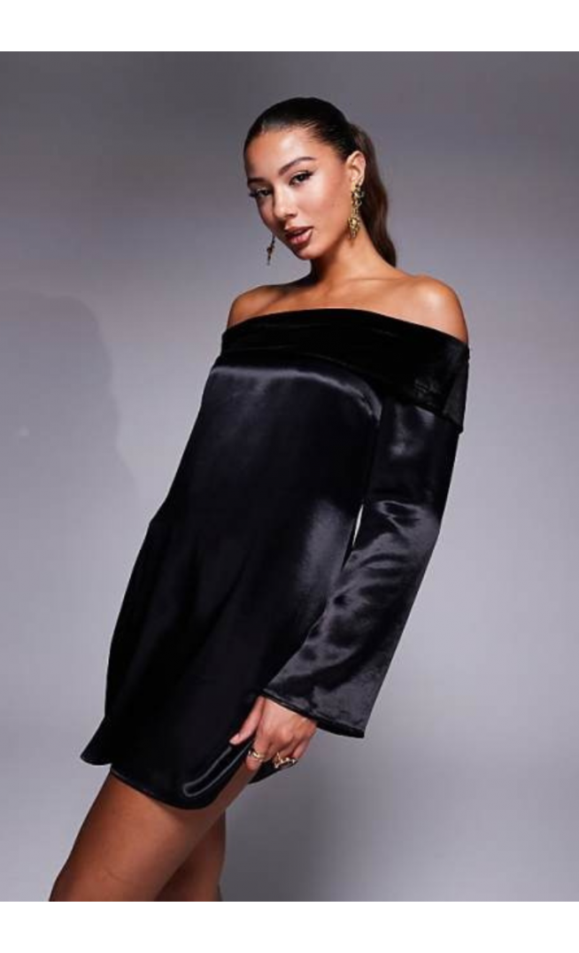 ASOS DESIGN - Short dress with angel sleeves