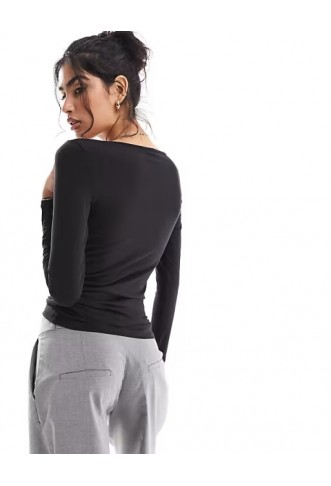 Vero Moda soft scoop neck long sleeve top in black