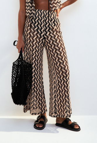 Black Chevron Crochet-Look...