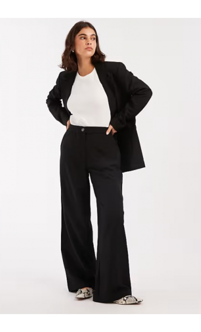 ASOS DESIGN tailored relaxed straight leg trousers