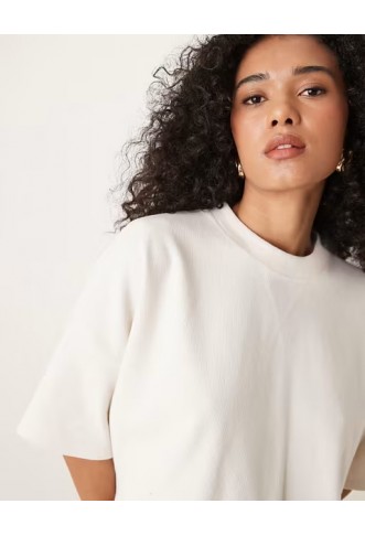 ASOS DESIGN Supersoft curved hem boxy t-shirt
